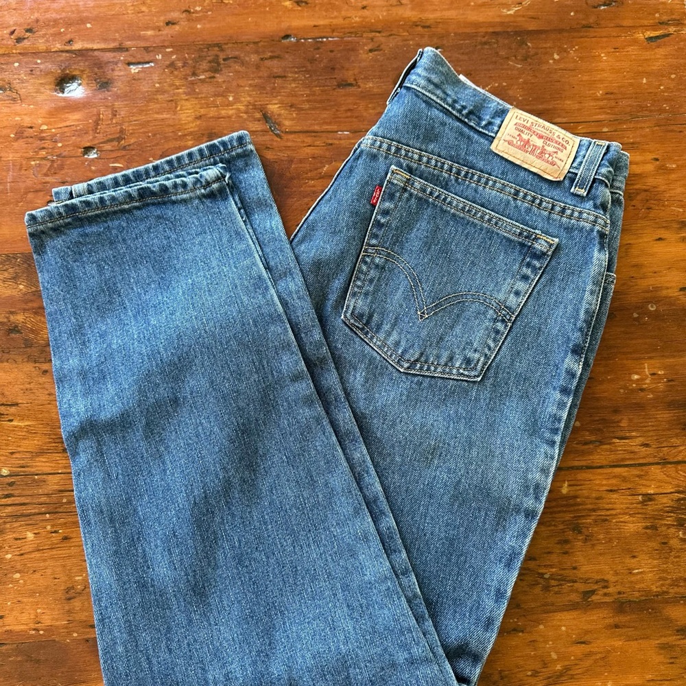 550 Levi's Classic Straight Blue Jeans